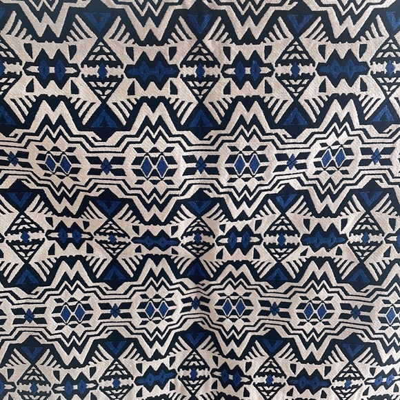 Jacquard aztec print skirt from H&M - Picture 2 of 4